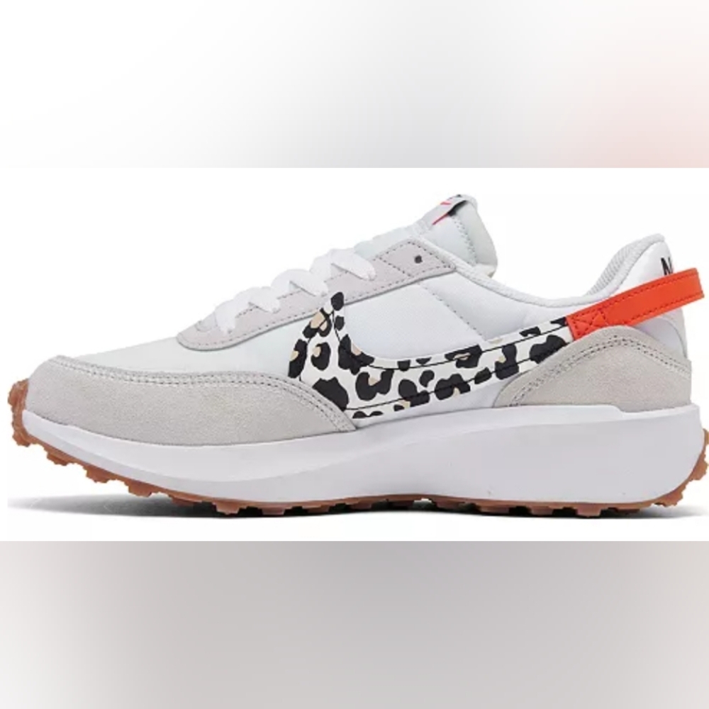 Nike Waffle Debut White Team Orange Leopard Sneakers Size 6.5 Like New - Picture 2 of 9